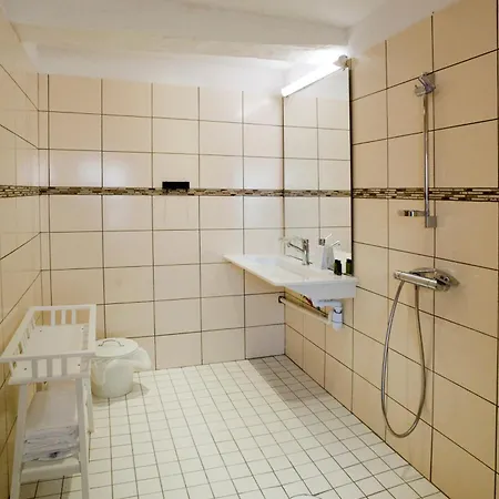 Comptoir Et Dépendances Hotel 2*