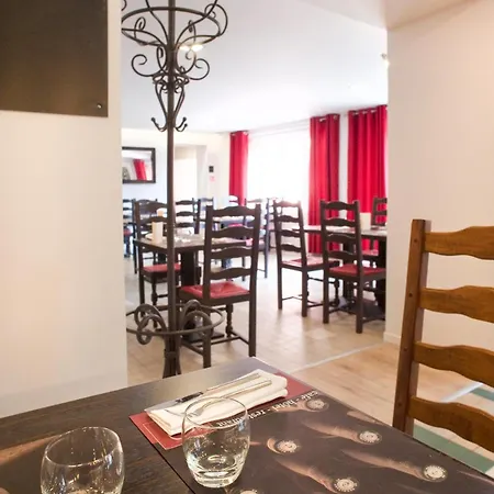 Hotel Comptoir Et Dépendances 2*