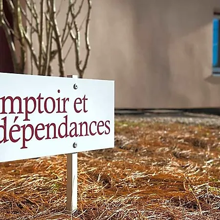 Comptoir Et Dépendances Hotel 2*