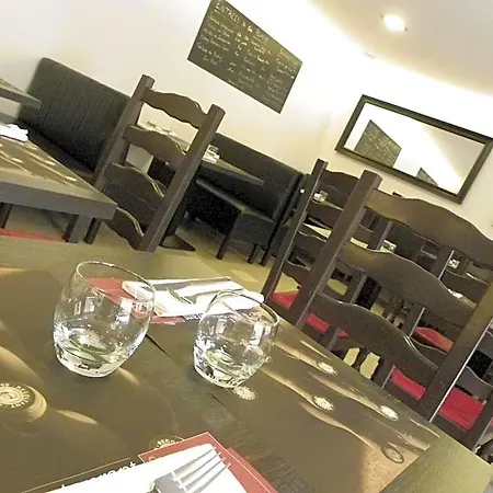 Hotel Comptoir Et Dépendances 2*