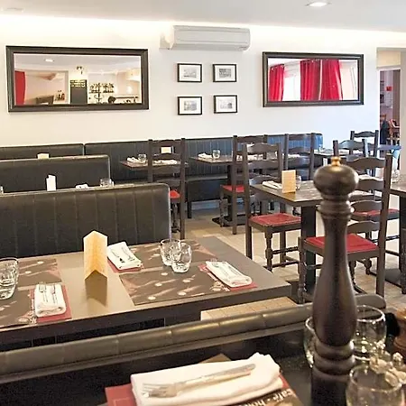 Hotel Comptoir Et Dépendances Frontonas