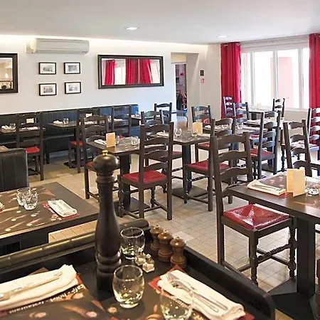Hotel Comptoir Et Dépendances 2*